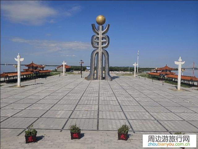 现在出去旅游需要注意些什么啊？哪里比较凉快啊？