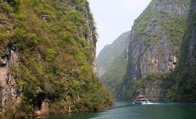 长江三峡有哪些景点？