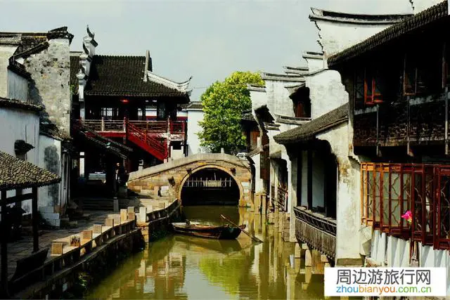 江南古镇小桥流水众多，大家觉得哪些是值得去的？