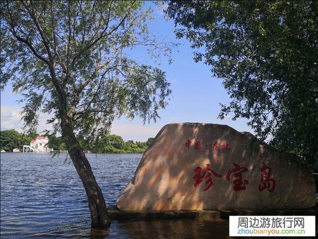 现在出去旅游需要注意些什么啊？哪里比较凉快啊？