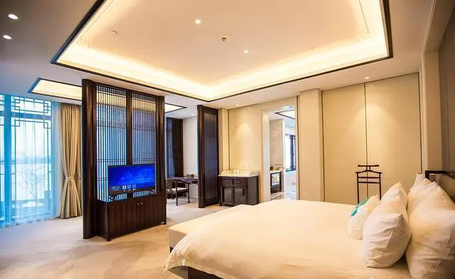 去杭州旅游,住在哪个区最方便?