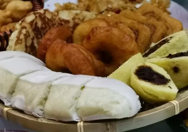 八十年代割麦子，田间吃的“晌午饭”，你还记得是什么吗？