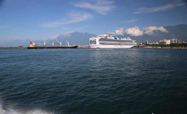 弯弯环岛自由行有什么旅游攻略吗？