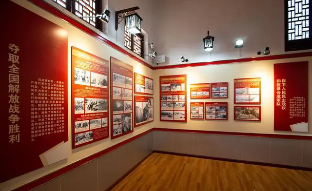 武汉木兰草原和木兰水镇哪个好玩？