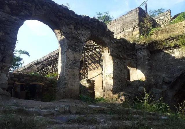 国内有废弃城镇类的旅游景点吗，在哪里？