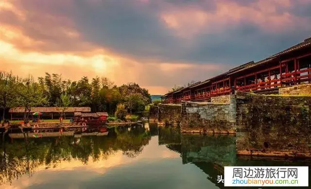 请问五一一家三口去江西婺源玩五天，如何安排？