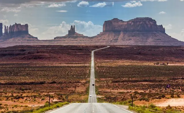 为什么有些去新疆的旅行社行程很少有南疆的景点？