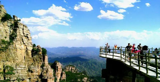 现在可以出省去旅游吗？