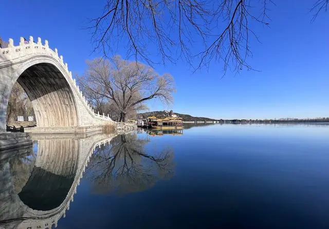 颐和园和圆明园哪个更值得去?