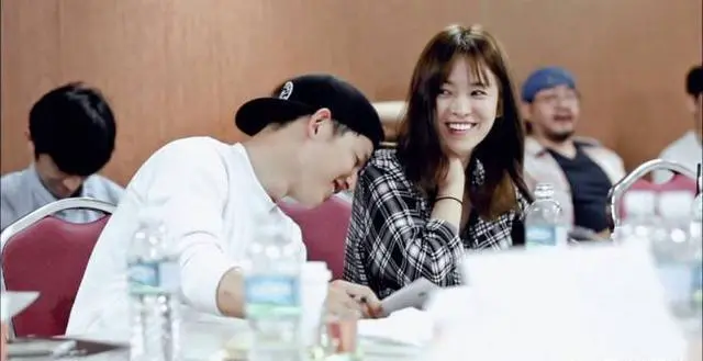 男生约女生旅游，什么方式比较好？