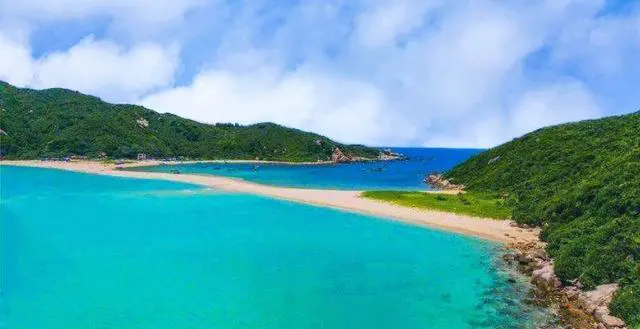 海南旅游业这几年有什么让你觉得进步的地方？