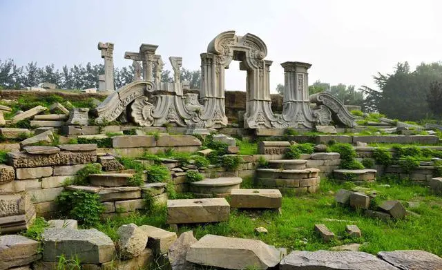 颐和园和圆明园哪个更值得去?