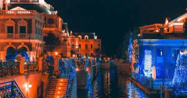 沿海城市消费低，环境好，适合独自去旅游的是哪里？