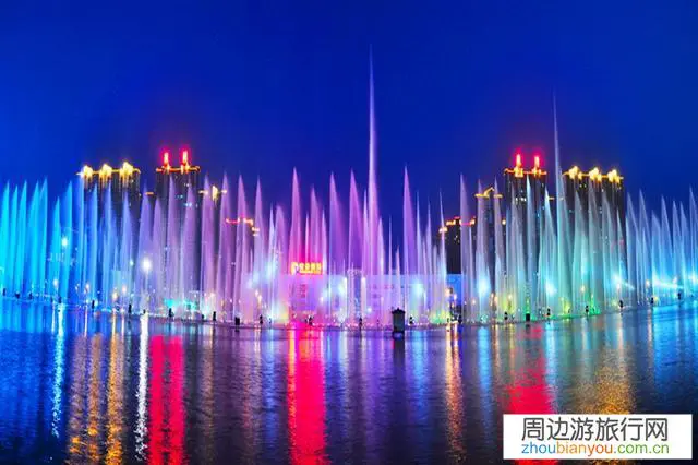 想去洛阳玩两三天，从郑州过去，两个女生，旅游路线有哪些推荐？