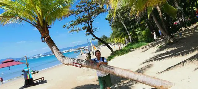 去三亚旅游都要准备什么东西？