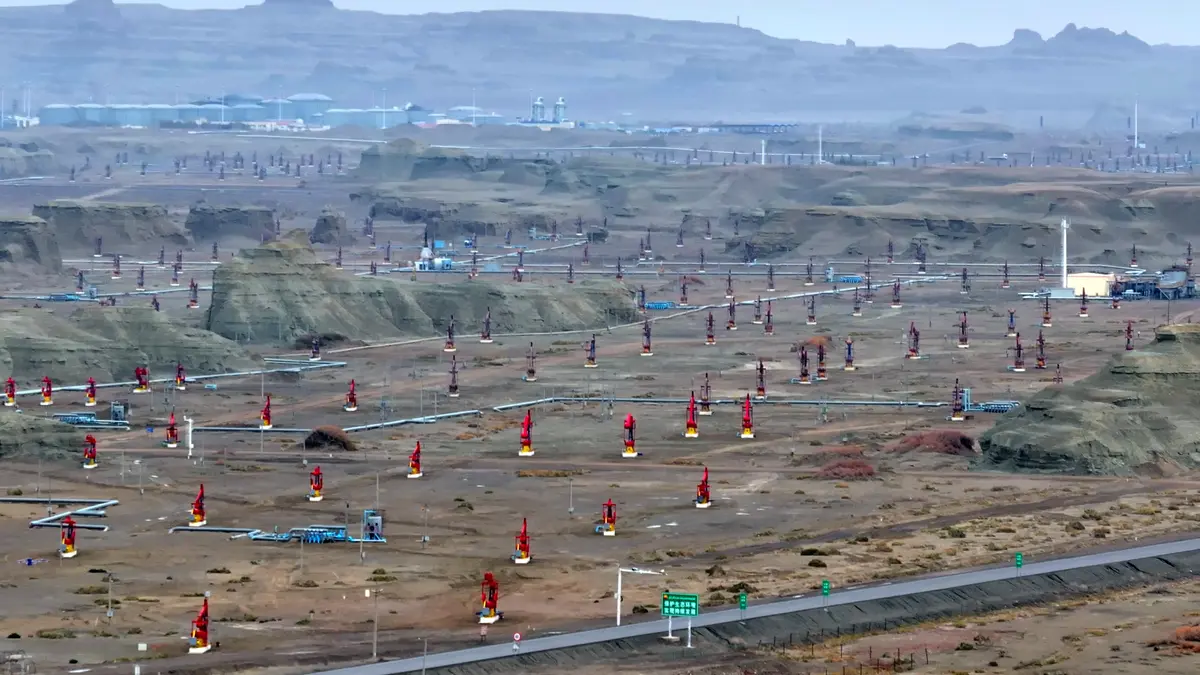 报团旅游去伊犁报价_伊犁去旅游报团好还是自由行好