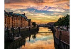 桂林滨江旅游景点介绍，桂林市滨江书城