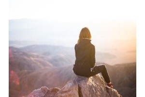 桂林轻奢旅游景点介绍词，形容轻奢时尚的词语